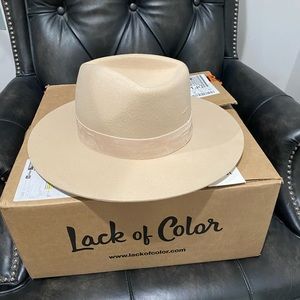 Lack of Color Benson Tri - Beige 
61cm (XL) / Beige